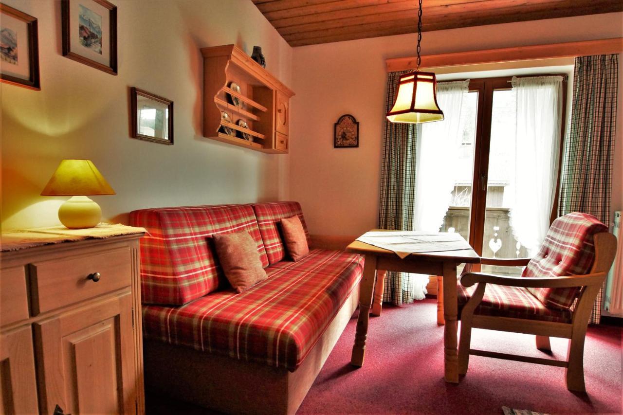 Ferienhaus Waldwinkl Hotel Grainau Luaran gambar